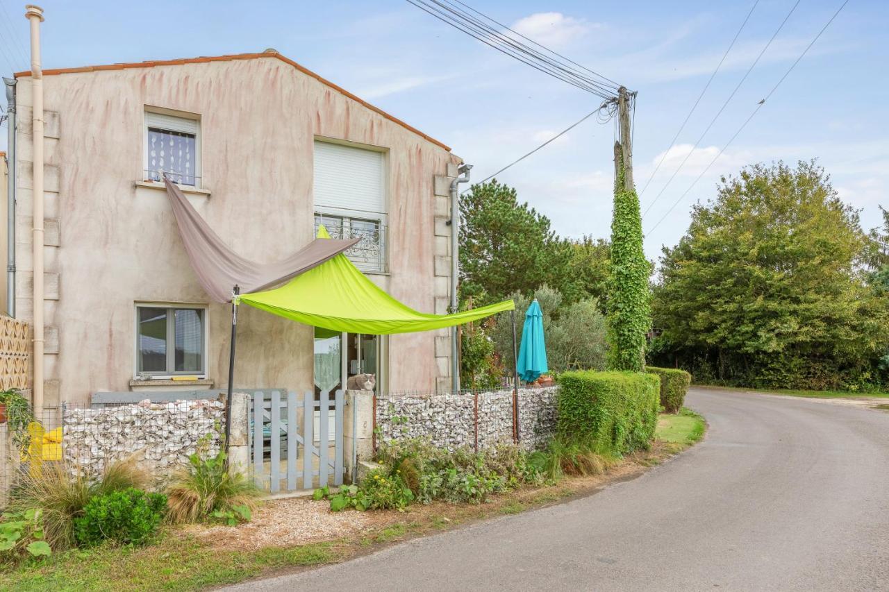 Appartement d'une chambre avec jardin amenage et wifi a Mortagne sur Gironde Extérieur photo